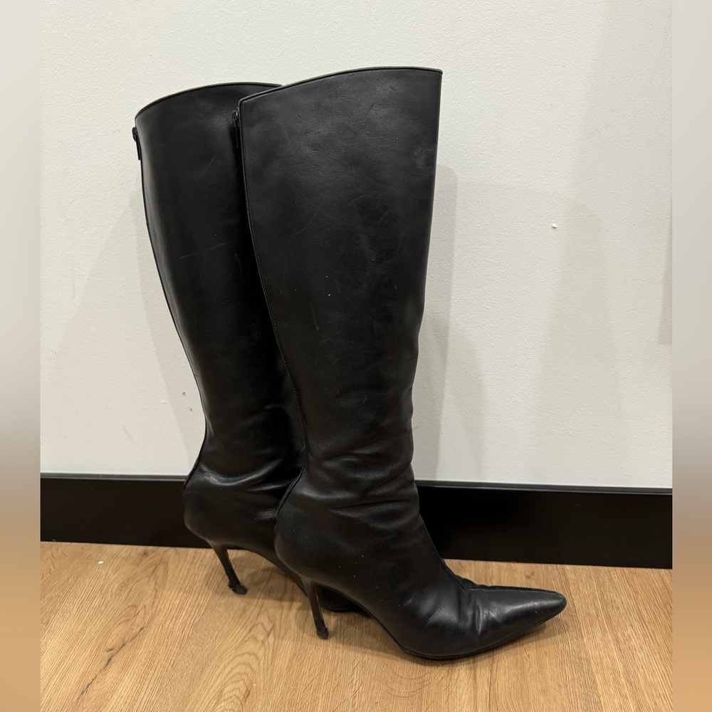 Vintage pointed toe Manolo Blahnik Black Boots